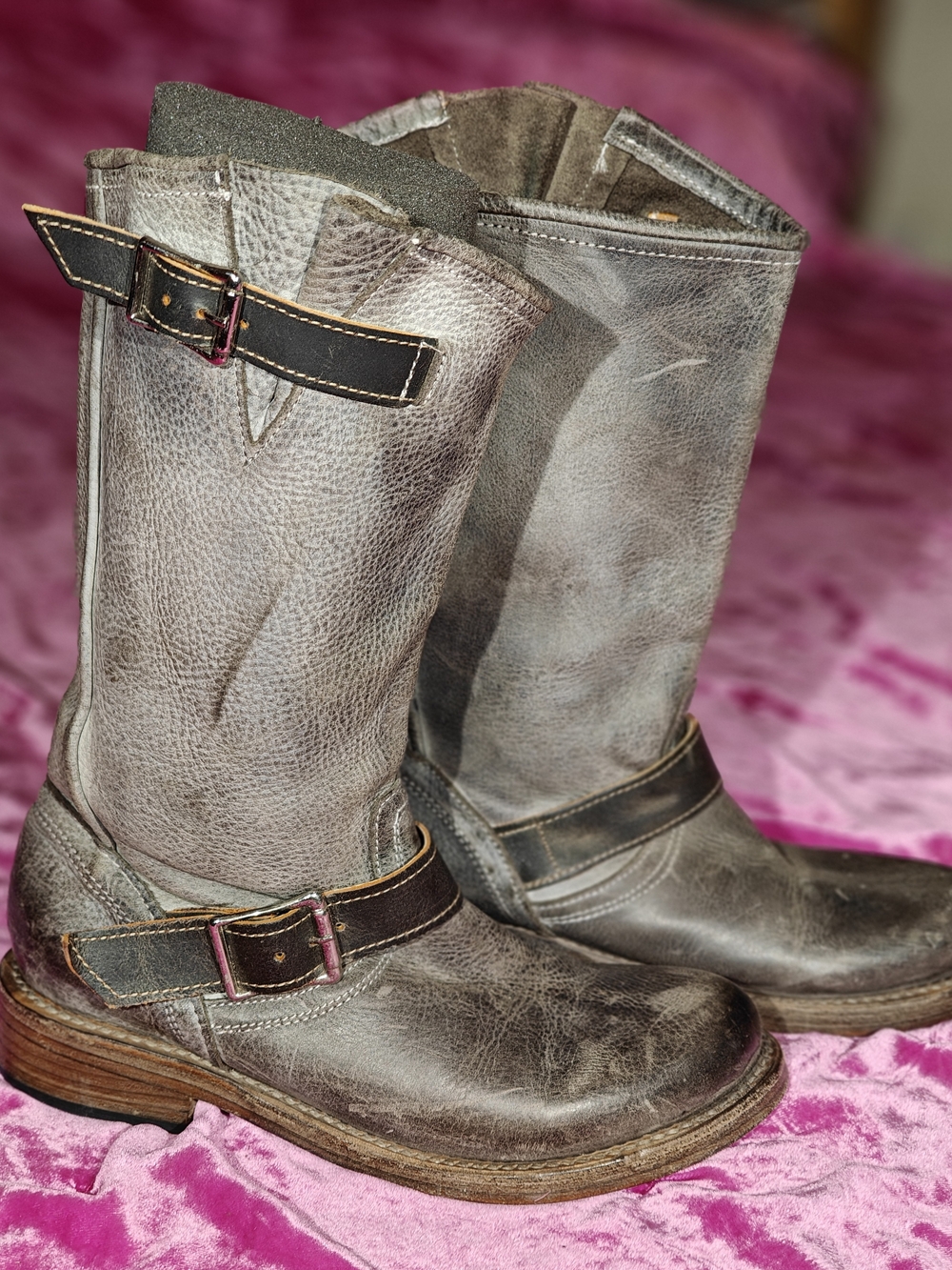 Freebird Crosby Distressed Gray Leather Biker Boots